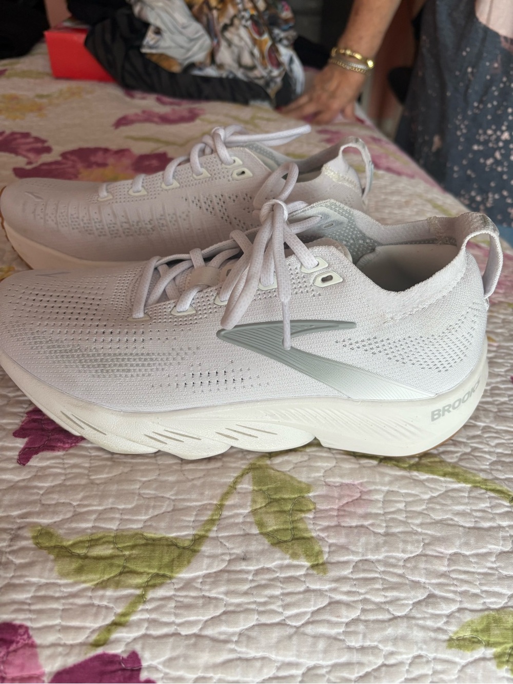 Brooks Women’s Glycerin Flex Sneakers
